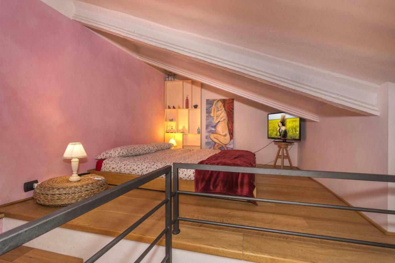 Bed And Breakfast Queen ปิซา ภายนอก รูปภาพ